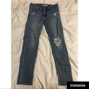 711 mid rise skinny Levi’s